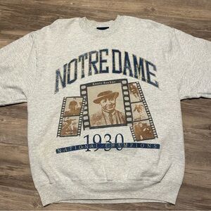 Vintage Gray NOTRE DAME Crewneck Sweater with Graphic